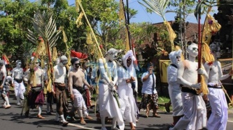 Cerita Warga Bali Pernah Datang ke Alam Memedi, Langit Serupa Senja Abadi