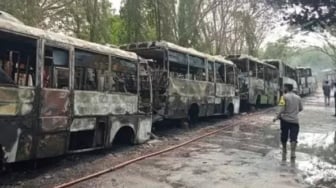 12 Bus Trans Musi di Terminal Alang-Alang Lebar Sengaja Dibakar Karena Dianggap Merugi?