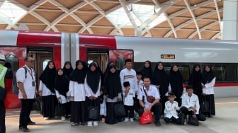 Whoosh Experience Program Ajak Guru, Pelajar dan Anak Yatim Rasakan Naik Kereta Cepat