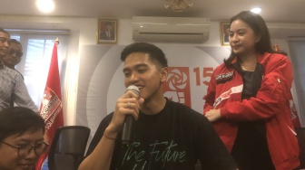 Dari Jokowi hingga Gibran Disenggol Plesetan Mahkamah Keluarga, Kaesang Gak Mau Ikut Campur