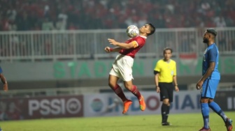 Jordi Amat Absen di Timnas Indonesia, Peluang Rachmat Irianto Bermain sebagai Libero?