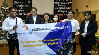 Dosen IKADO Surabaya Gelar Pelatihan Kewirausahaan Digital, Bangkitkan Lagi Usaha Pasca Pandemi Covid-19