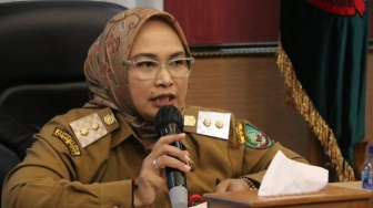 Biodata Wakil Bupati Blora Tri Yuli Setyowati yang Bagi-bagi Uang Gepokan saat Rapat