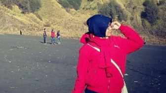 Profil Desni Pratiwi, Istri Spek Dewa yang Diselingkuhi SYH Dosen UIN Lampung dengan VO