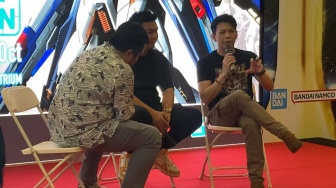 Ariel NOAH Akhirnya Bicara soal Cium Bunga Citra Lestari