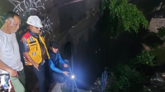 Waspada! Tebing Jembatan Sungai Cibalok Longsor, Pengendara Diimbau Cari Jalan Alternatif arah Tajur Bogor