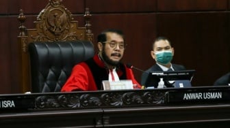 Tok! Mahkamah Konstitusi Tolak Gugatan PSI soal Batas Usia Capres-Cawapres, Gibran Nggak Bisa Maju Pilpres