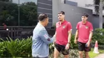 Rafael Struick Dikira Ivar Jenner oleh Konten Kreator saat Jalan-Jalan di Kota Brunei Darussalam