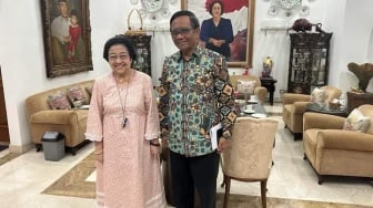 Megawati Sudah 'Incar' Mahfud MD Sejak Tahun Lalu, Hasto PDIP: Lewat Renungan Mendalam..