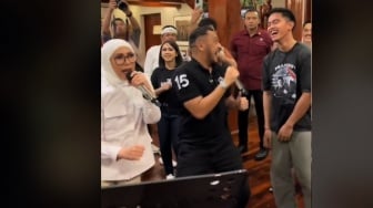 Momen Melly Goeslaw hingga Giring Ganesha Nyanyi di Ultah Prabowo Subianto ke-72