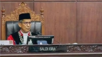 Hakim Saldi Isra Singgung MK Jadi Keranjang Sampah Bila Selesaikan Semua Masalah Pemilu