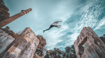 Tergolong Berbahaya, Berikut 3 Manfaat Olahraga Parkour bagi Kesehatan