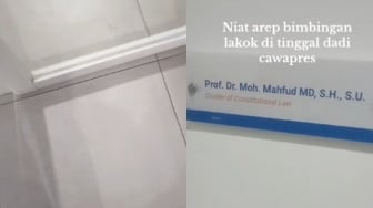 Viral Curhatan Mahasiswa UII Jogja Gagal Bimbingan Skripsi Gegara Ditinggal Dospem Nyawapres, Ternyata Mahfud MD?