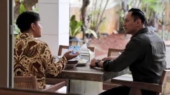 Jejak Digital Tak Bisa Bohong: Momen Akrab AHY dan Gibran Sebelum Drama 'Tak Salaman' di Batujajar