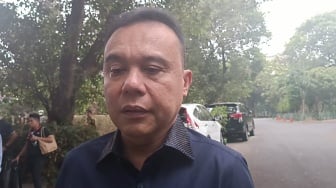 Ditanya Gibran Sudah Kantongi Izin dari Megawati, Dasco Gerindra Pilih Melengos