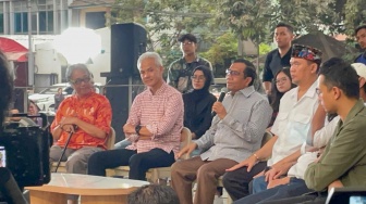 Beberkan Masalah Hukum di Indonesia, Mahfud MD di Hadapan Milenial-Gen Z: Di Tempat Kita, Aparat Penegak Hukum Rusak