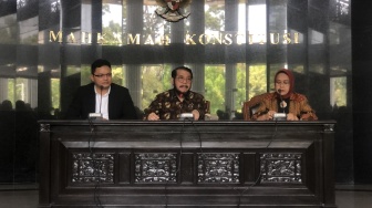 Dugaan Pelanggaran Etik Di Putusan Batas Usia Capres-Cawapres, Hakim Anwar Usman Diminta Mundur