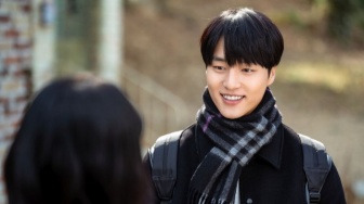 5 Tanda Lee Won Joon Cowok Green Flag dalam Serial Netflix 'Doona!'