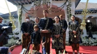 Keluarga Berprestasi, Ini Deretan Sanak Famili Jokowi yang Pernah Dapat Penghargaan Presiden