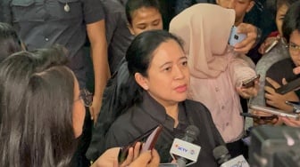 Adian Napitupulu Sebar Hoaks? Puan Maharani Bantah Isu Jokowi Minta 3 Periode ke Megawati