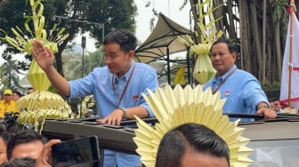 Naik Maung, Detik-Detik Prabowo-Gibran Tiba di KPU