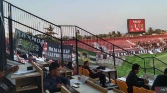 Suporter Tamu Rusuh Dan Rusak Pagar Stadion Dipta, Panita Perketat Pemeriksaan