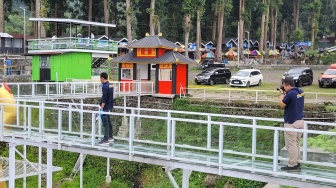 Tim Labfor Polda Jateng Periksa Kelayakan Jembatan Kaca Wisata The Geong Usai Pecah dan Tewaskan Wisatawan