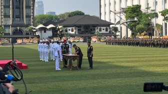 Pimpin Sertijab KSAD, Panglima TNI Minta Jenderal Agus Subiyanto Lanjutkan Program Dudung Abdurachman