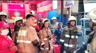 Tragis! Nenek-nenek di Klender Tewas saat Rumahnya Hangus Terbakar