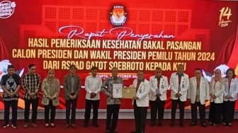 RSPAD Gatot Soebroto Serahkan Hasil Pemeriksaan Kesehatan Tiga Capres-Cawapres ke KPU RI