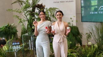 Maudy Ayunda Luncurkan Brand Skincare From This Island, Tonjolkan Kekayaan Botani di Indonesia: Ada Buah Merah Papua!