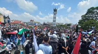 Warga Gelar Aksi Bela Palestina-Salat Gaib di Bukittinggi