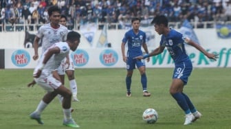 Arema FC Pinjamkan Hamdi Sula Umanailo dan Samsudin ke Klub Liga 2