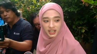 Inara Rusli Penuhi Panggilan Polisi, Bakal Damai dengan Virgoun dan Tenri Ajeng Anisa?