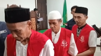 Muka Datar Wowon Cs Pembunuh Berantai Bekasi-Cianjur Pasca Divonis Seumur Hidup