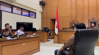 Bentak Korban Lain Praka Riswandi dkk di Sidang Imam Masykur, Hakim Semprot Oditur: Turunkan Tensinya!