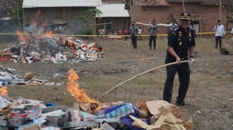 Jutaan Batang Rokok Ilegal Dimusnahkan Bea Cukai Sumbagbar