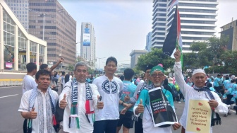 Momen Kakek 70 Tahun Turun ke Jalan Gaungkan Bela Palestina: Ini Soal Kemanusiaan!