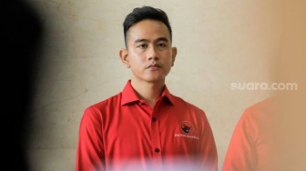 Pengorbanan Anwar Usman Berakhir Pencopotan Sebagai Ketua MK, Gibran Buka Suara