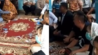 Klarifikasi AY Usai Dituding Usir Ibu Angkatnya: Ini Fitnah Besar, Tanah Milik Kami