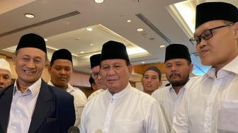 Puluhan Ulama Jawa Tengah Nyatakan Dukungan, Prabowo: Paling Penting Doa dan Restunya