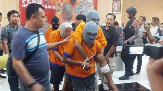 Bapak dan Anak Kompak Jadi Pelaku Curanmor, Sudah Beraksi 40 Kali di Probolinggo