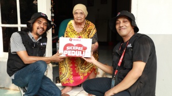 Peringati Hari Pahlawan, Layanan Ekspedisi Ini Wujudkan Kepedulian Melalui Program Jumat Berkah