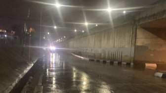 Sempat Terendam Banjir Akibat Hujan Lebat, Ruas Tol JORR Srengseng Mulai Surut