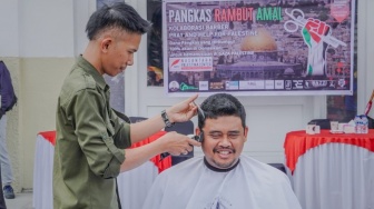 Momen Bobby Nasution Ikut Cukur Rambut untuk Bantu Donasi Palestina