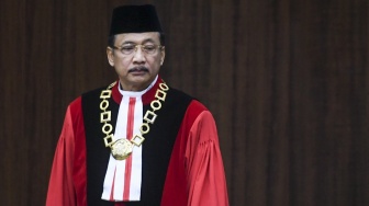 Suhartoyo Resmi Jadi Ketua MK Gantikan Paman Gibran