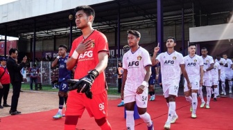 Persik Kediri Lepas Penjaga Gawang Kartika Ajie ke Persita Tangerang