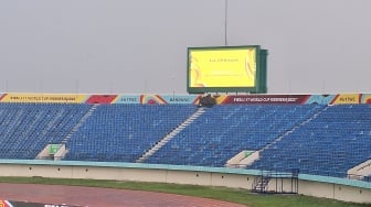 Petir dan Hujan Deras Bikin Kick Off Selandia Baru vs Meksiko di Stadion SJH Tertunda 45 Menit