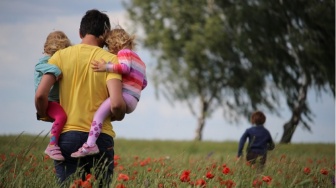Bahaya Fenomena Fatherless,  Perceraian Dipicu Kehilangan Sosok Sang Ayah
