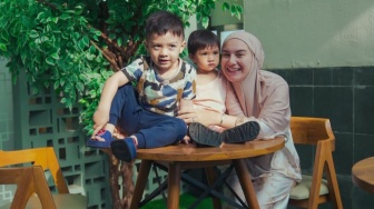 Legawa Ammar Zoni Hanya Beri Nafkah Rp500 Ribu, Ini 6 Sumber Kekayaan Irish Bella